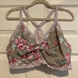 Torrid Bralette - 2x Gray and Light Pink Lace
